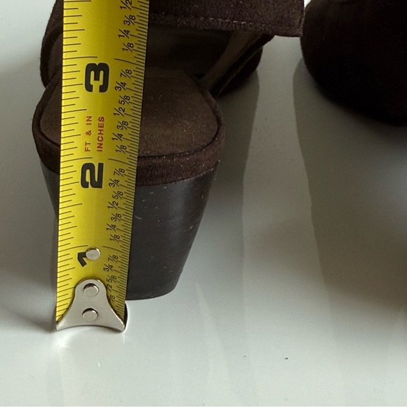 Stuart Weitzman Brown Suede Sandals Kitten Heel Career Comfort Size 9.5N - Picture 8 of 11